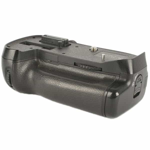 Vello BG-N11 Vertical Battery Grip for Nikon D7100 at KEH Camera