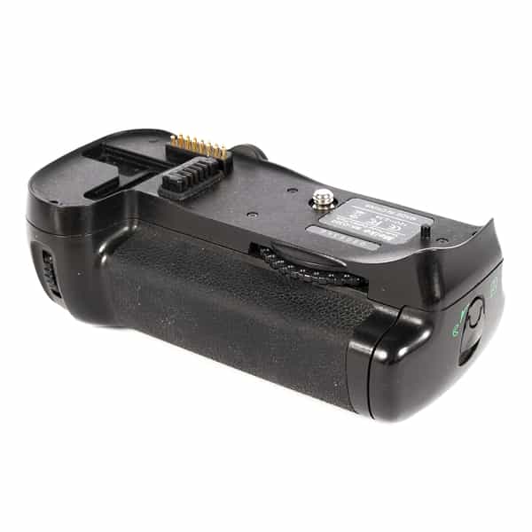 Meike MK-D300 Vertical Grip/Battery Holder for Nikon D300, D300S, D700 at  KEH Camera