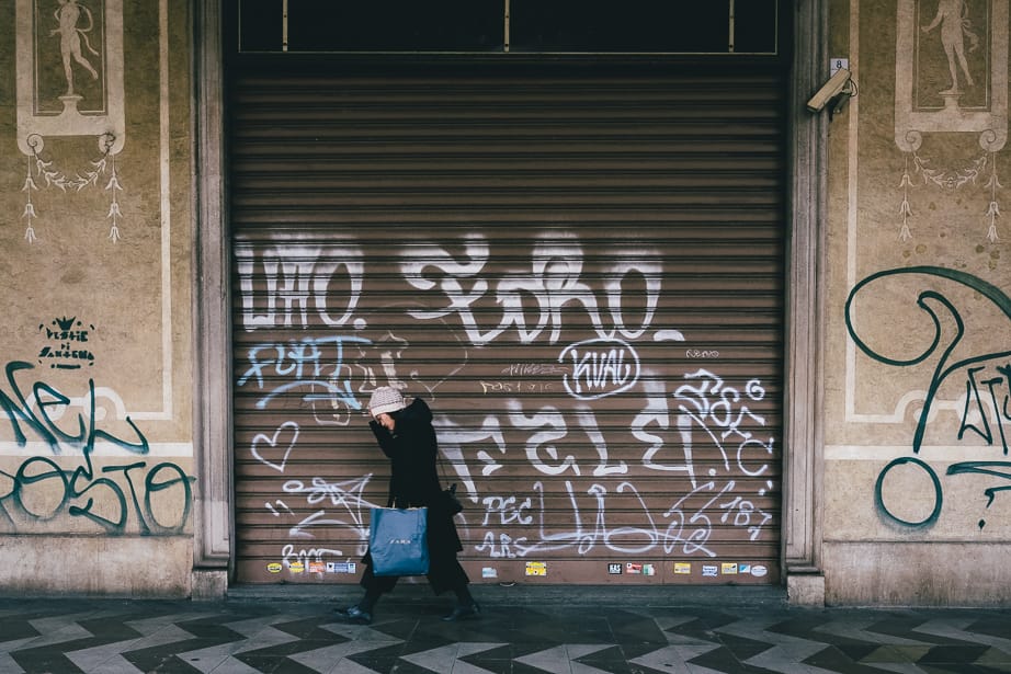 How to Select The Right Lenses For Travel by Luca Eandi