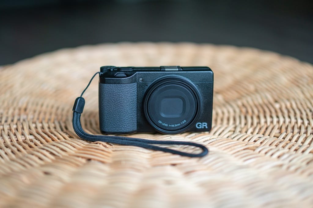 Review: Ricoh GR III, a Luxury Compact Fixed-Lens Camera - Expert Advice Review: Ricoh GR III, a Luxury Compact Fixed-Lens Camera