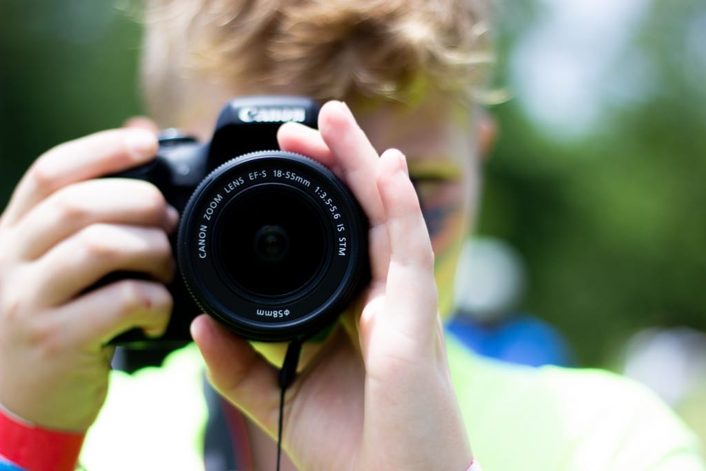 Every Kit Lens On Entry-Level Cameras Should Be A Nifty Fifty - Expert Advice Every Kit Lens On Entry-Level Cameras Should Be A Nifty Fifty