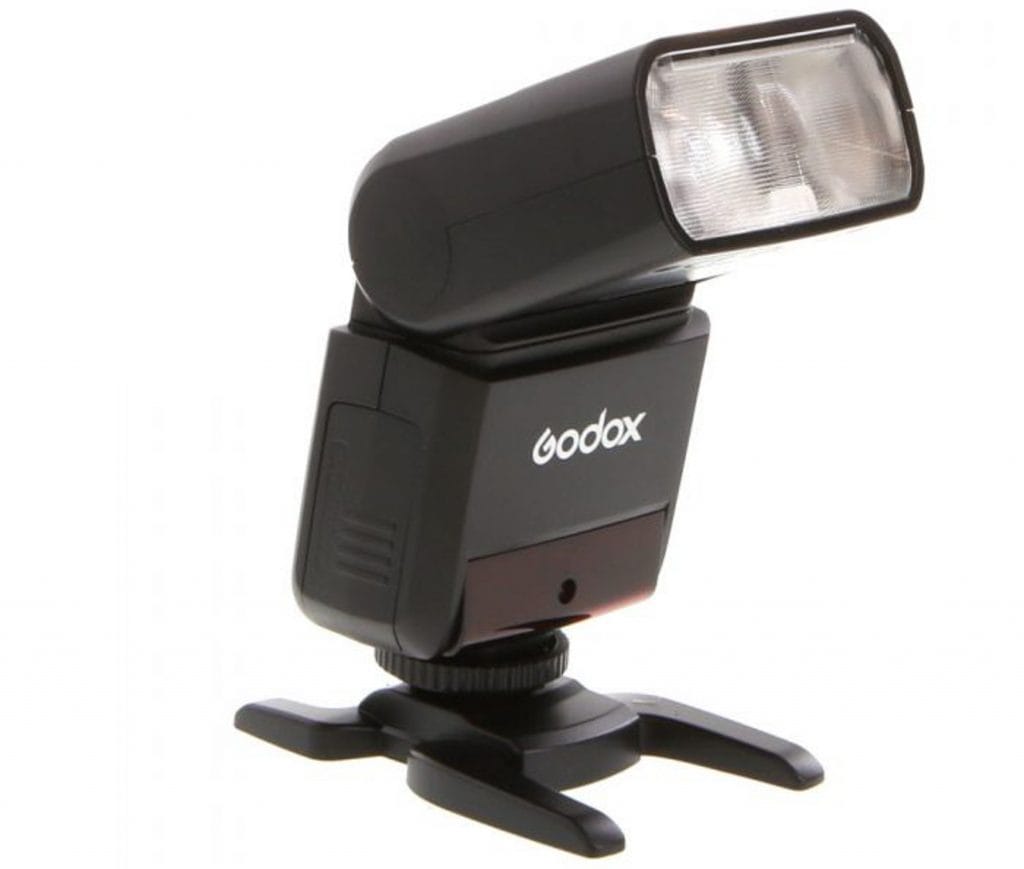 4 Compact On-Camera Flashes Perfect For Your Mirrorless Kit - Expert Advice 4 Compact On-Camera Flashes Perfect For Your Mirrorless Kit