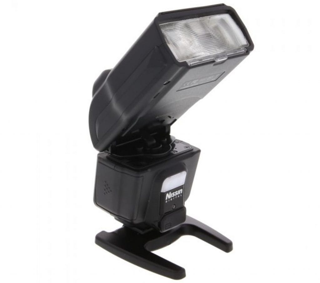 4 Compact On-Camera Flashes Perfect For Your Mirrorless Kit - Expert Advice 4 Compact On-Camera Flashes Perfect For Your Mirrorless Kit