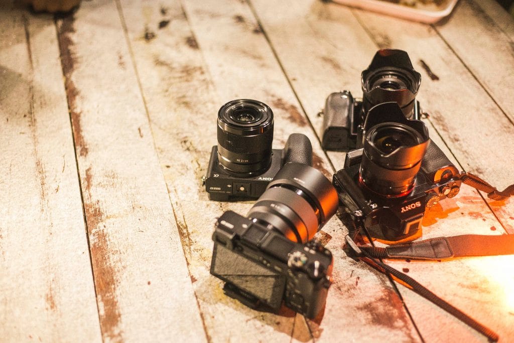 fabio-alves-PY-IUyZXBN0-unsplash (1) - Expert Advice Sony cameras laying on wood floor