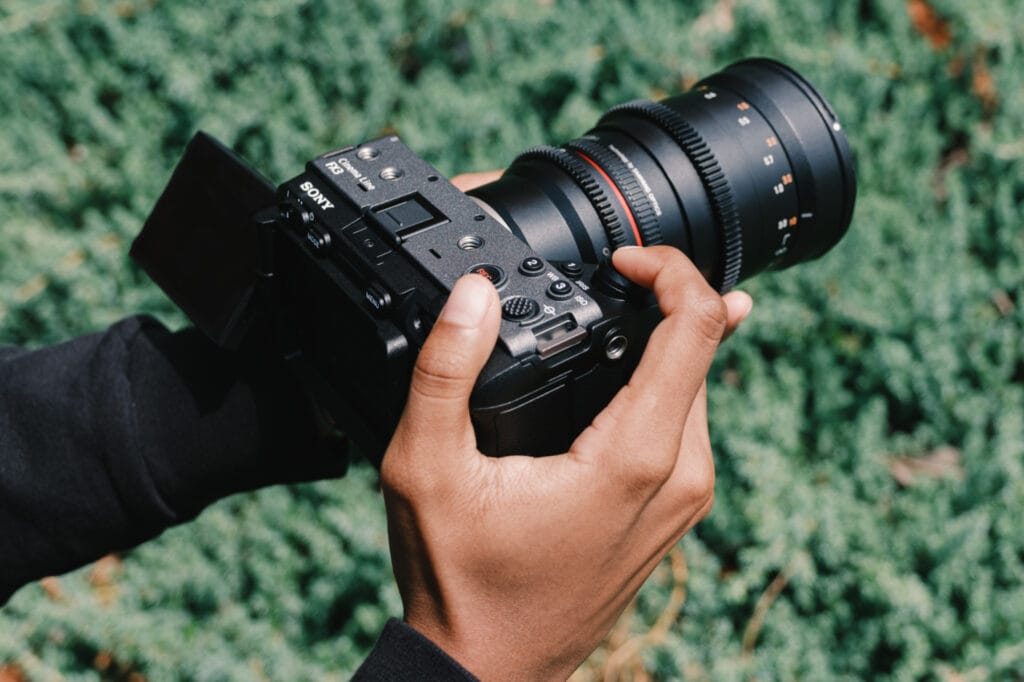 Compact Documentary Setups For Solo Creators