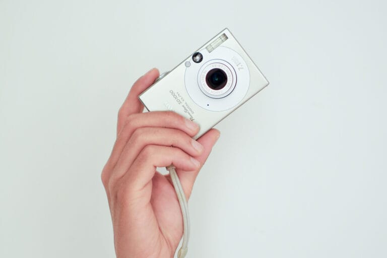 Why Everyone Suddenly Wants a Camera From 2008