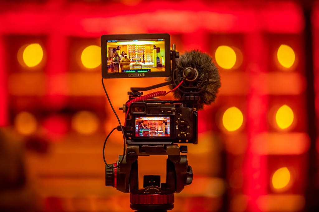 An Intro to Shooting Video With DSLR or Mirrorless Cameras