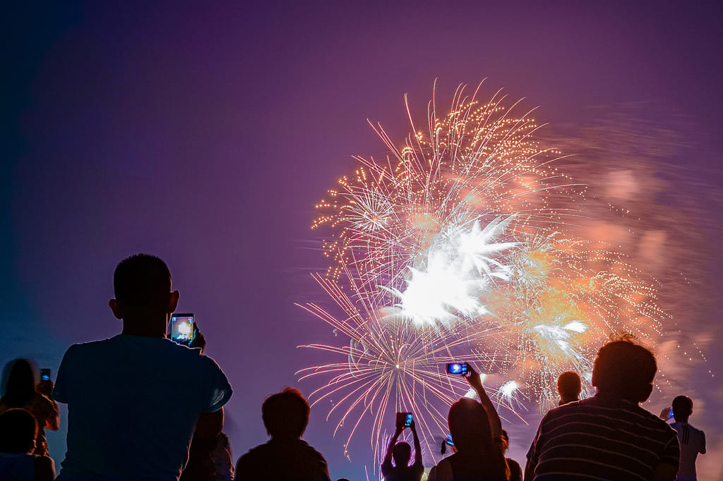 How To Take Good Photos In Low Light