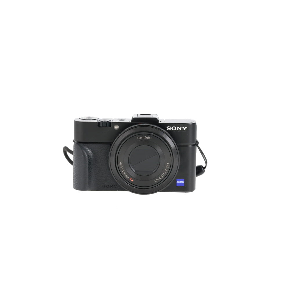Leica D-Lux (Typ 109) Digital Camera, Black with CF D Flash {12.8MP} 18471  at KEH Camera